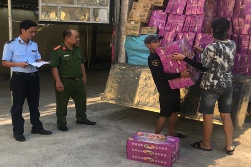 Thu giữ 21 nghìn chiếc bánh trung thu nhập lậu