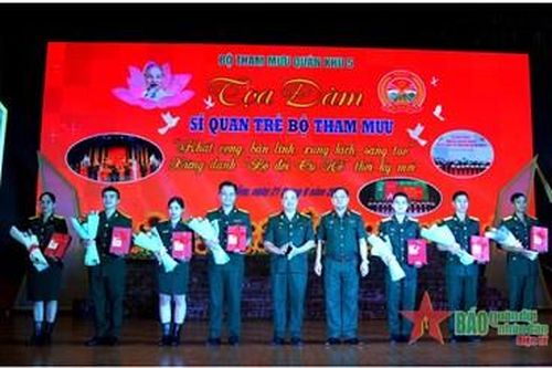 Bộ Tham mưu Quân khu 5 tổ chức Tọa đàm sĩ quan trẻ
