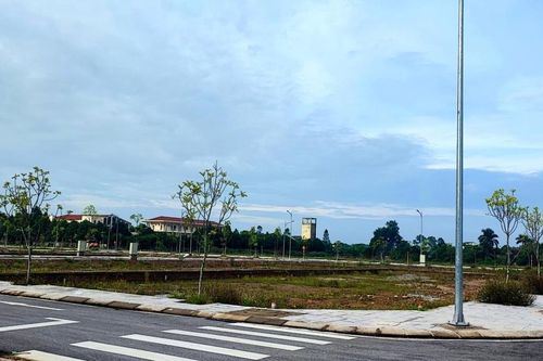 Giá đất trên trời!
