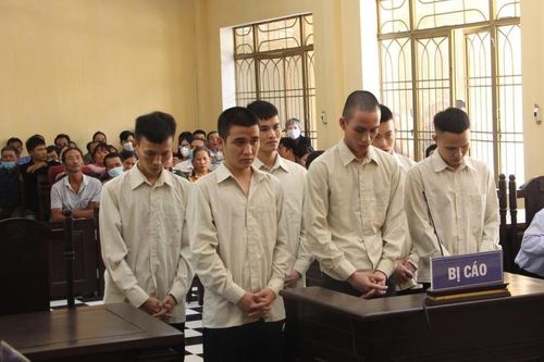 Nhóm côn đồ lãnh án