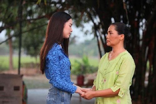 Con dâu bị hàng xóm chê chỉ biết ăn diện, mẹ chồng đáp trả