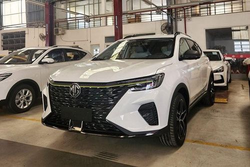 Cận cảnh MG RX5 giá 650 triệu tại Việt Nam, 'sang chảnh' như Lexus