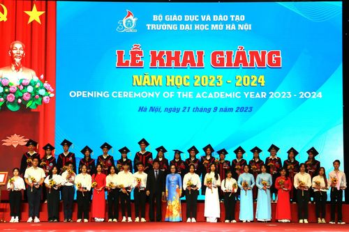 Trường ĐH Mở Hà Nội chào đón 3.800 tân sinh viên