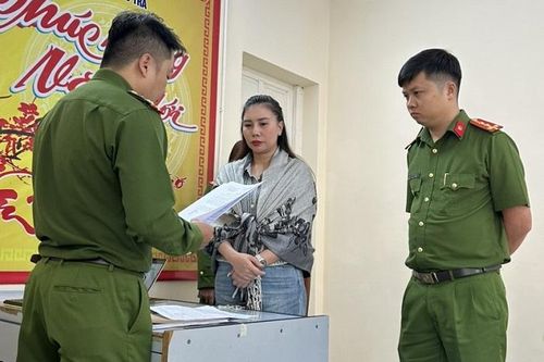 Bắt tạm giam Hoa hậu chiếm đoạt tiền tỷ với chiêu trò mua bán đất