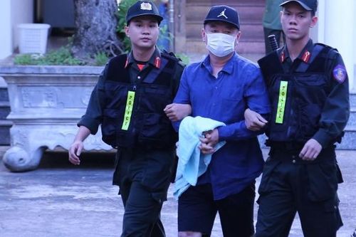 Công an Đà Nẵng bàn giao nghi phạm cướp ngân hàng, bị Interpol truy nã đỏ cho Hàn Quốc