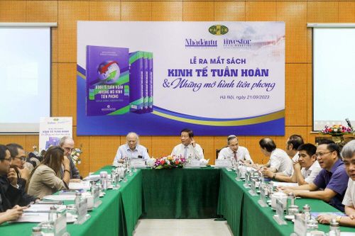 Tạp chí Nhà đầu tư ra mắt sách 'Kinh tế tuần hoàn & những mô hình tiên phong'