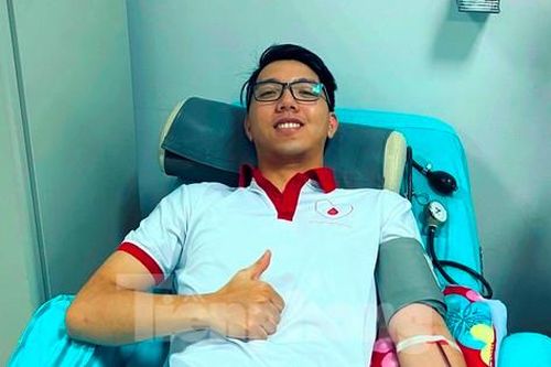 Bác sĩ trẻ 65 lần hiến tiểu cầu và máu