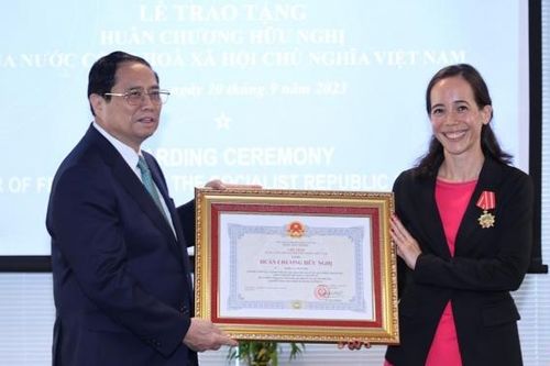 Thủ tướng Phạm Minh Chính đề nghị GAVI hỗ trợ Việt Nam chuyển gia công nghệ, kỹ năng sản xuất sinh phẩm, vaccine