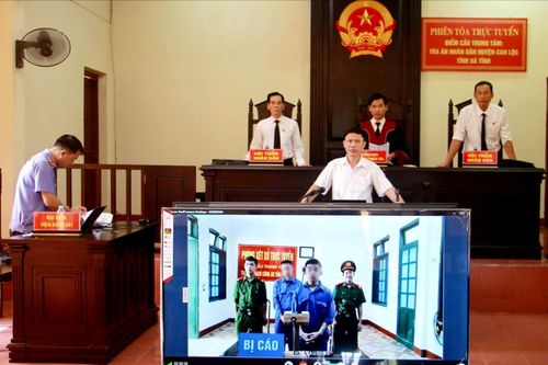 TAND huyện Can Lộc xét xử trực tuyến 3 vụ án hình sự