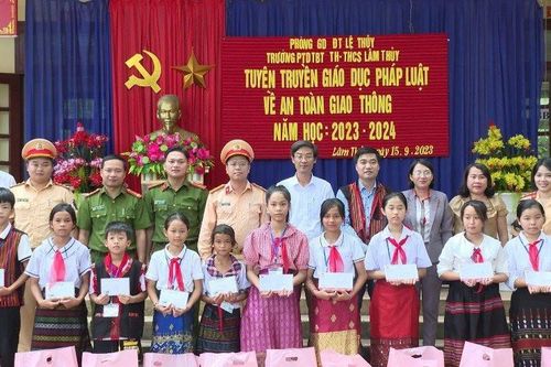An toàn giao thông nơi miền biên giới