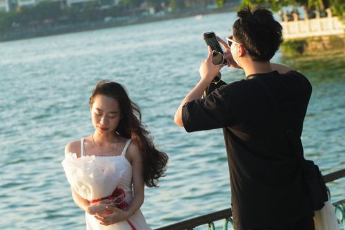 Thời tiết Hà Nội 3 ngày tới: Nắng nóng liên tiếp, đêm dịu mát