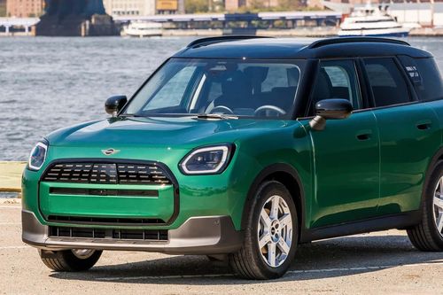 MINI Countryman 2024 ra mắt bản chạy điện, sạc 1 lần đi gần 500 km