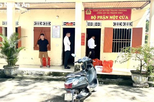 Nở rộ chiêu mạo danh 'học trò cũ thành đạt' đi tặng quà, lừa cựu giáo viên ở Nghệ An