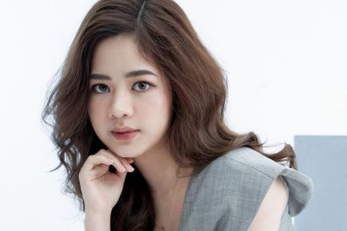 'Nàng thơ giới đầu tư' Lê Hàn Tuệ Lâm: Nhan sắc đời thường đầy khí chất!