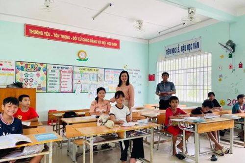 Nỗ lực duy trì dạy phổ cập THCS tại Bích Đầm