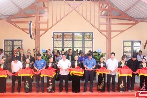 Khánh thành Nhà văn hóa cộng đồng dân tộc La Ha