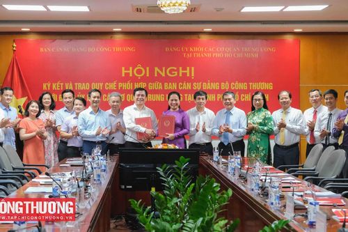Đẩy mạnh phối hợp trong công tác đảng với Đảng ủy Khối các cơ quan Trung ương tại TP. Hồ Chí Minh