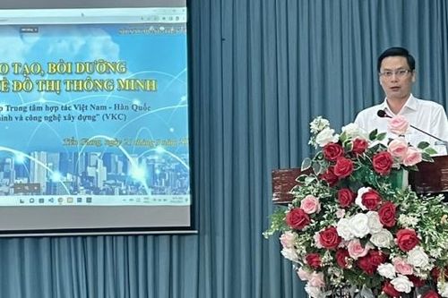 Tiền Giang: Bồi dưỡng về phát triển đô thị thông minh