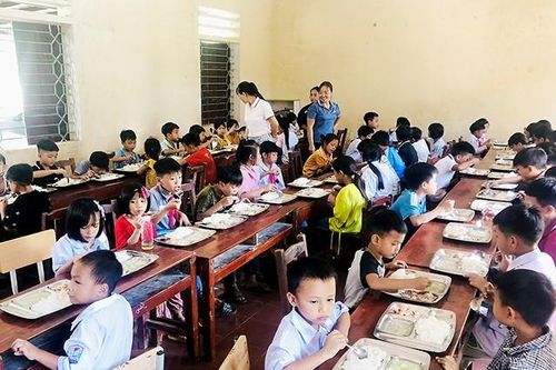 Phú Thọ: Huyện Tân Sơn thành lập thêm 5 trường Phổ thông dân tộc bán trú, giảm bớt khó khăn cho học sinh vùng núi