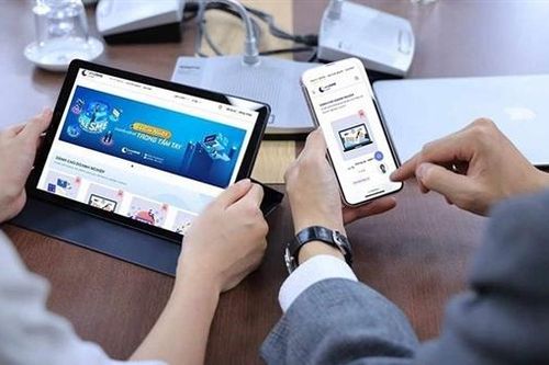 Các giải pháp chuyển đổi số giúp doanh nghiệp Việt vươn xa