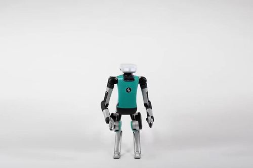 Bên trong nhà máy sản xuất robot hình người đầu tiên trên thế giới