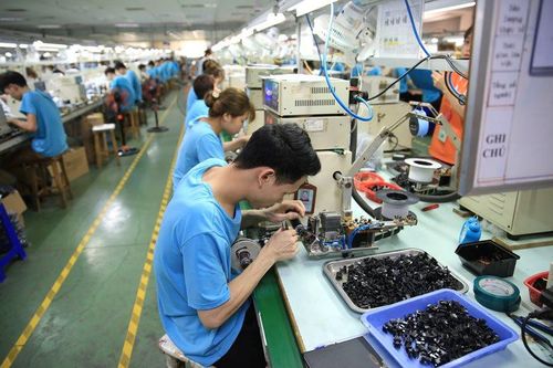 Động lực tăng trưởng của kinh tế Việt Nam:'Nội sinh' cần cộng hưởng mạnh mẽ với 'ngoại lực'