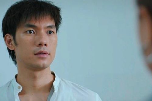 Không Ngại Cưới Chỉ Cần 1 Lý Do: Nhan Phúc Vinh kẹt cứng giữa bạn thân nhất và cô sếp mới