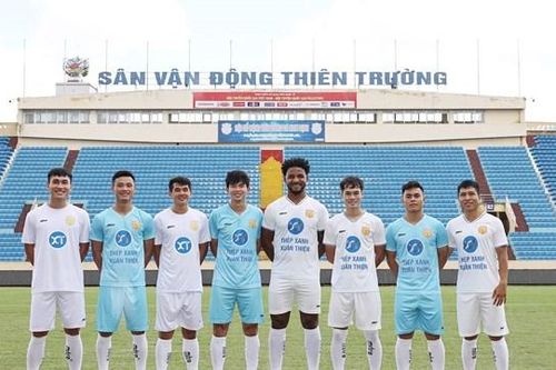Sôi động thị trường chuyển nhượng V-League