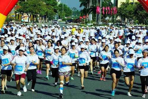 Gần 1.200 vận động viên tham gia Giải Việt dã truyền thống Báo Quảng Nam