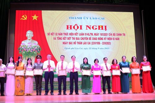 Thành phố Lào Cai hoàn thành hơn 200 công trình, phần việc chào mừng 65 năm ngày Bác Hồ thăm Lào Cai