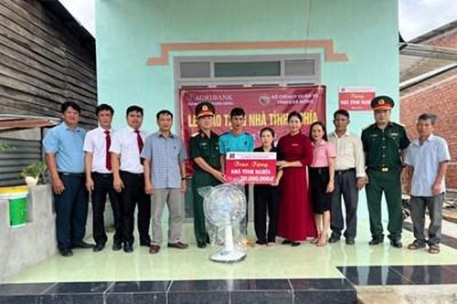 Bộ CHQS tỉnh Đắk Nông tổ chức khánh thành và bàn giao nhà tình nghĩa