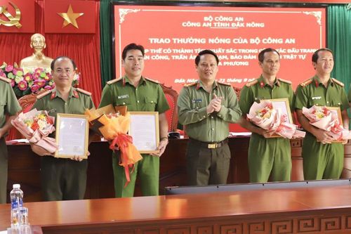 Nhiều tập thể, cá nhân thuộc Công an tỉnh Đắk Nông được Bộ Công an, UBND tỉnh khen thưởng