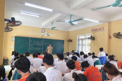 'Điểm mặt' khó khăn đưa ra giải pháp dạy học chuyên đề môn Địa lí