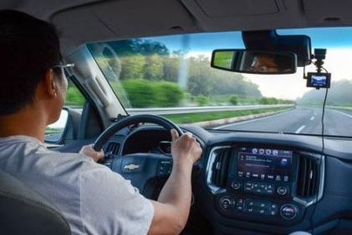 Nhiều băn khoăn về đề xuất lắp camera giám sát hành trình trên xe cá nhân