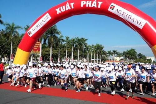 Khai mạc giải Việt dã truyền thống Báo Quảng Nam mở rộng lần thứ XXVI