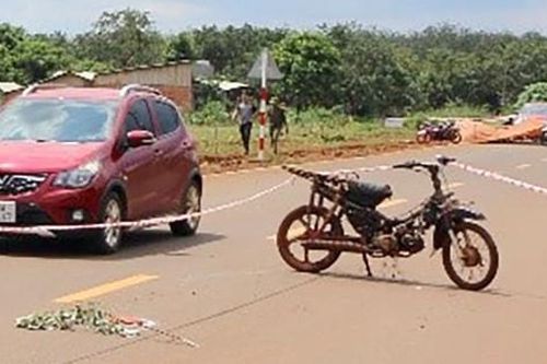 Ba người nhập viện sau khi dùng súng bắn nhau