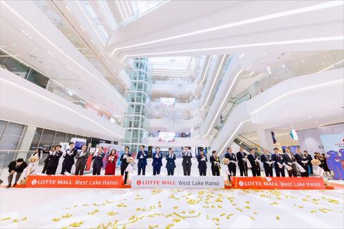 Tổ hợp thương mại LOTTE MALL West Lake Hanoi chính thức khai trương