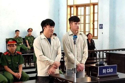 Lừa bán 7 người sang Campuchia, 2 đối tượng lĩnh gần 50 năm tù
