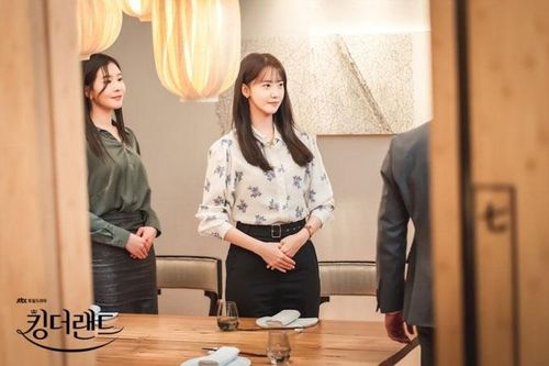 16 idol diễn tốt nhất năm 2023: 'Thánh đơ' bất ngờ được xướng tên, cặp đôi từng bị chê bai nay chiếm ngay top 1