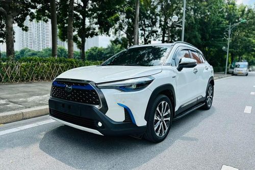 Lăn bánh 3 năm, Toyota Corolla Cross Hybrid 'lướt' được rao bán với giá khó tin