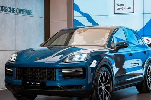Porsche Cayenne 2024 có giá từ 5,56 tỷ đồng tại Việt Nam