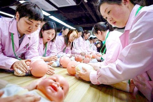 Bảo mẫu, giúp việc lương tháng hơn 50 triệu đồng nhưng vẫn 'khát' nhân sự