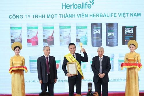 Herbalife lần thứ tám liên tiếp đạt giải thưởng 'Sản phẩm Vàng vì sức khỏe cộng đồng'