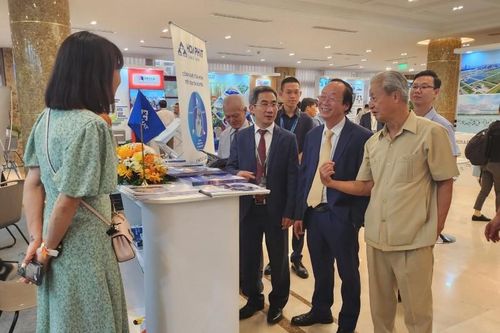 Tập đoàn Hòa Phát: Chuyển từ 'thép xám' sang 'thép xanh'