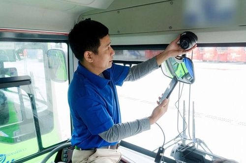 Quy định xe cá nhân phải lắp camera giám sát hành trình: Liệu có khả thi?