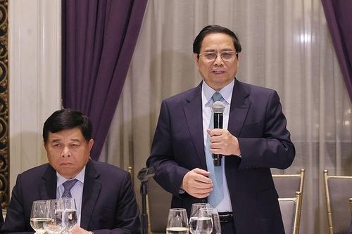 Đề nghị các tập đoàn, quỹ đầu tư lớn của Hoa Kỳ hỗ trợ xây dựng trung tâm tài chính