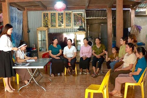Ðưa pháp luật đến phụ nữ vùng cao Tủa Chùa