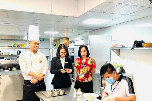 Đảm bảo công tác y tế dịp Lễ kỷ niệm 120 năm du lịch Sa Pa