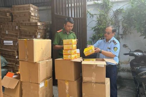 Thu giữ hơn 3.500 bánh Trung thu không rõ nguồn gốc