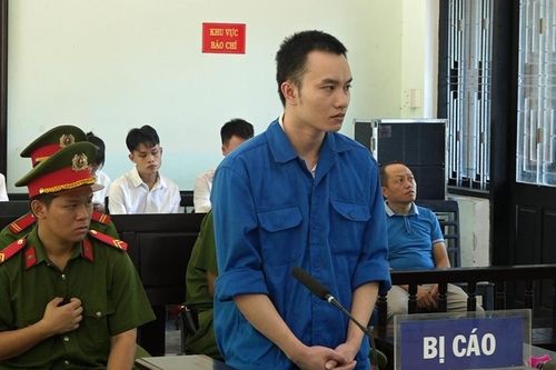 Nhận án tù chung thân vì vận chuyển ma túy